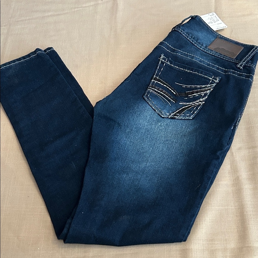 EUC Maurices Dark Indigo Skinny Jeans with Contrast Stitching